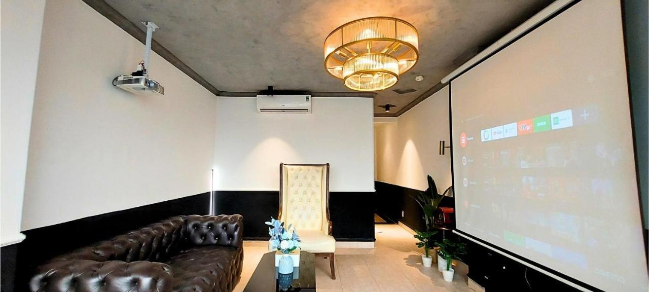 Khách sạn A In Del Luna TP. Hồ Chí Minh